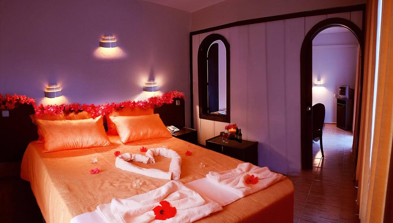 Verano Beach Hotel İçmeler Eksteriør billede